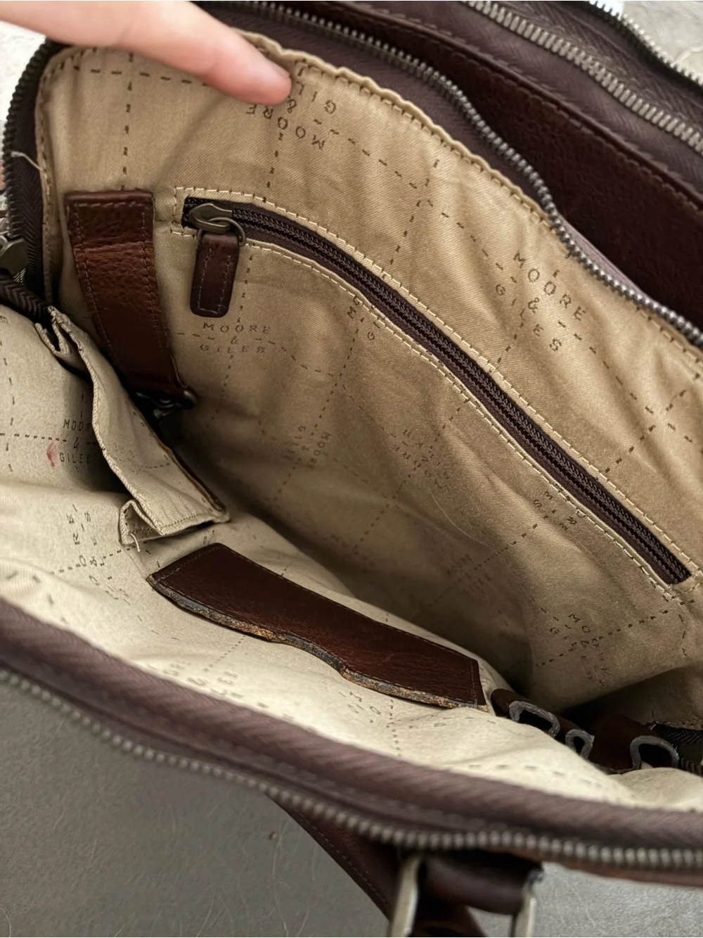 Brown leather high quality leather unisex bag